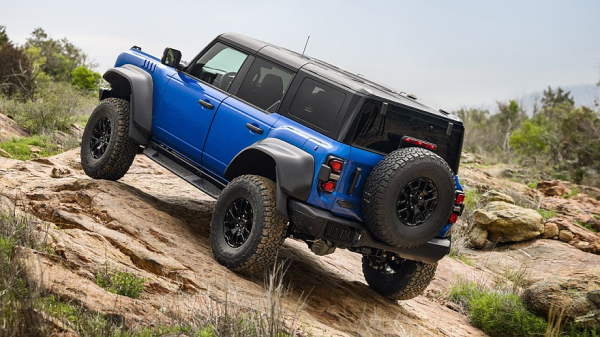 Никаких скучных моделей: Ford хочет стать &laquo;Porsche для бездорожья&raquo;