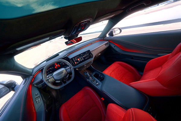 Новый Dodge Charger будет по-настоящему глобальным, но, к сожалению, без V8 Новый Dodge Charger будет по-настоящему глобальным, но, к сожалению, без V8