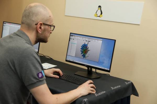 АСКОН показал нативный KOMПАС-3D для Linux